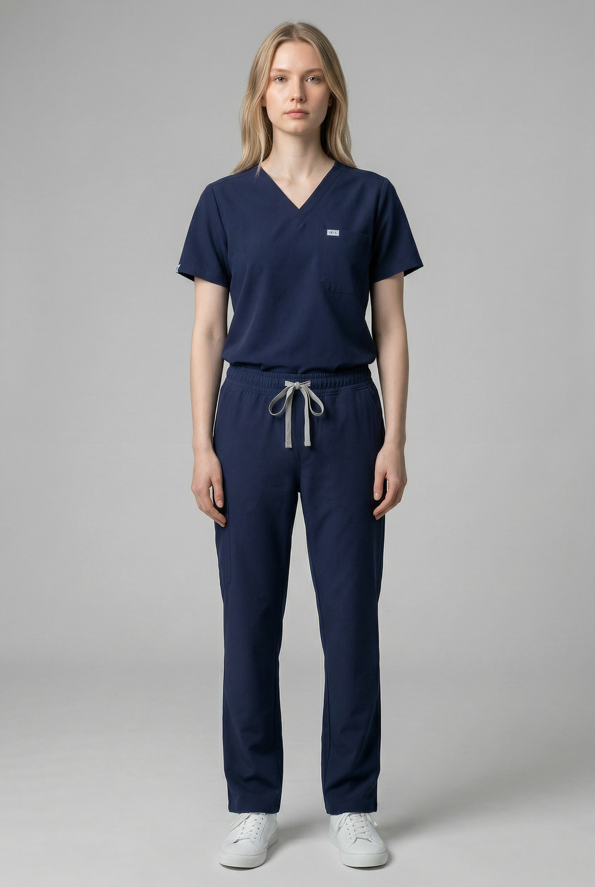 IRIS WOMEN'S FLEX V-NECK SCRUB TOP