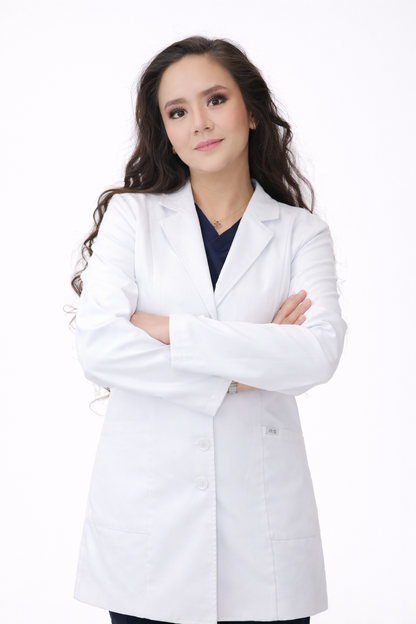IRIS WOMEN’S LAB COAT